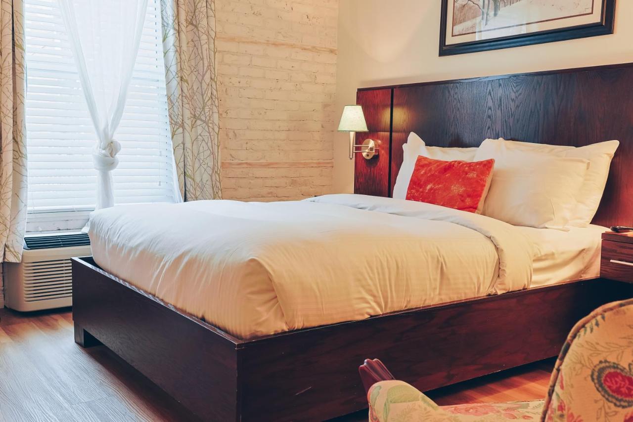 Auberge Aux Deux Lions Квебек Экстерьер фото