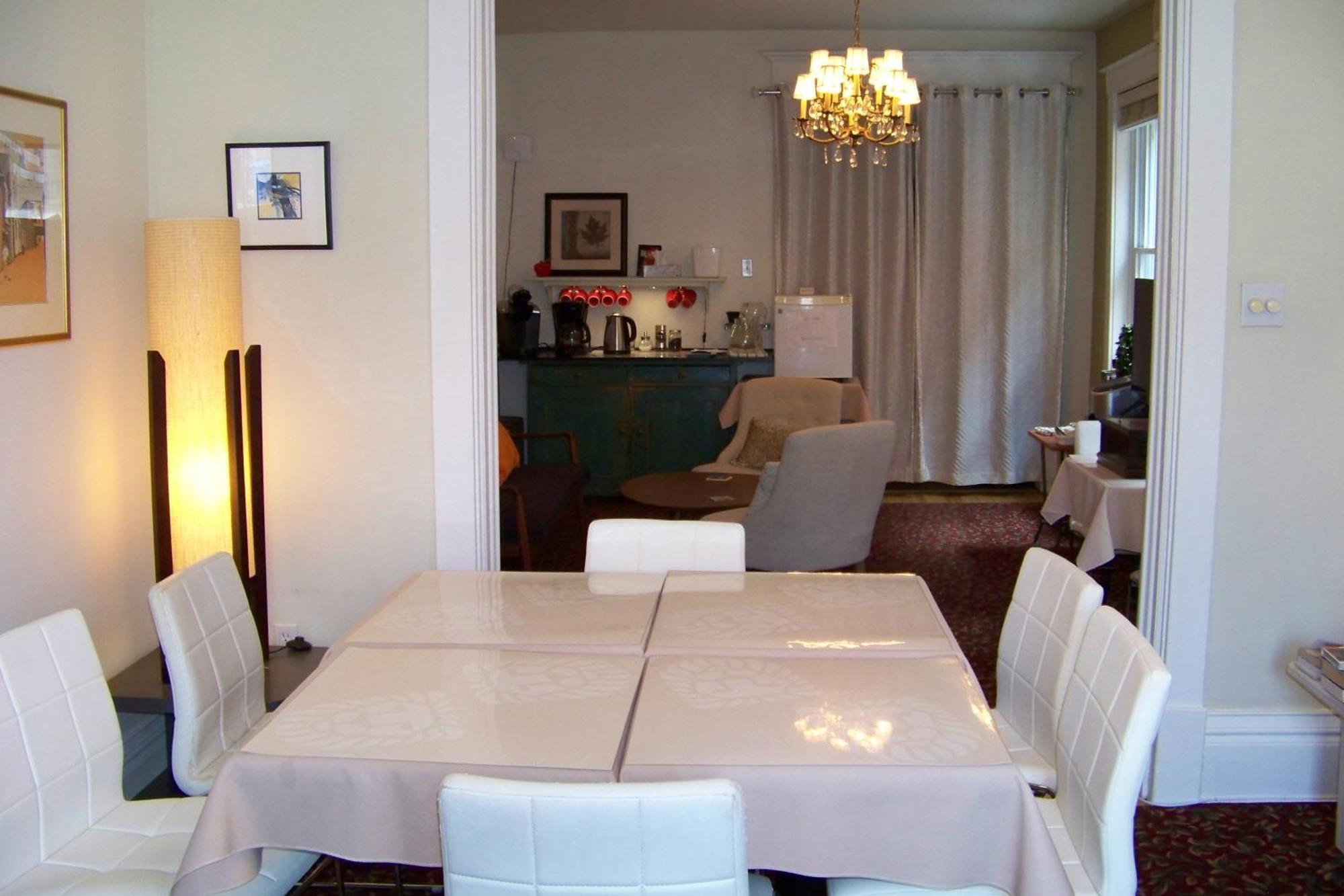 Auberge Aux Deux Lions Квебек Экстерьер фото