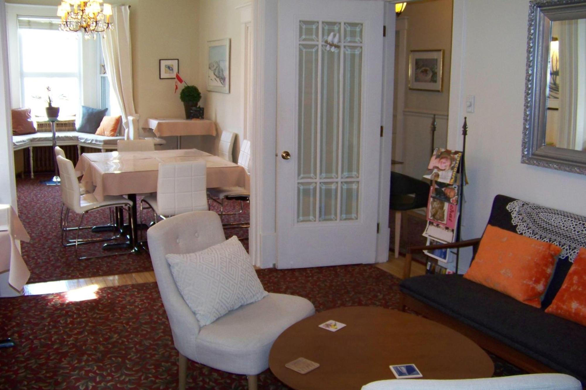 Auberge Aux Deux Lions Квебек Экстерьер фото